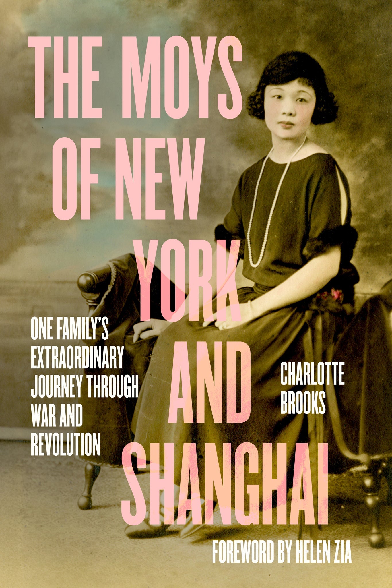 Cover image for The Moys of New York and Shanghai ISBN 9780520409569